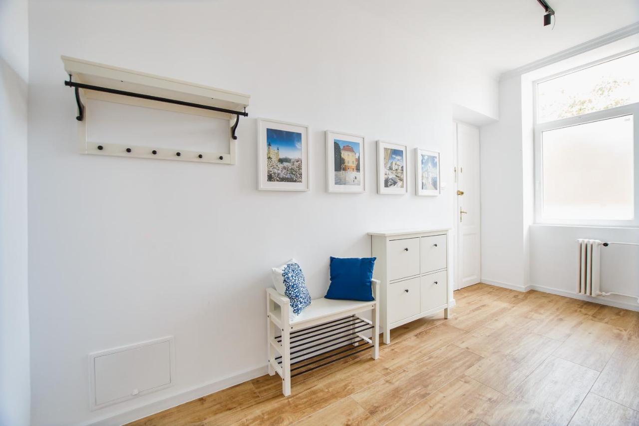 Spacious Riverviews Apartment Near Piata Unirii Oradea Eksteriør billede