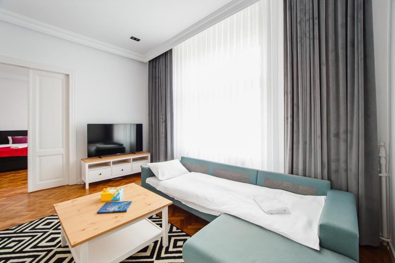Spacious Riverviews Apartment Near Piata Unirii Oradea Eksteriør billede